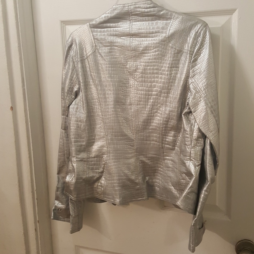 Faux leather jacket - Picture 3 of 3